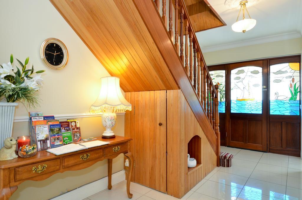 Salthill B&B Ocean Villa Galway Exterior foto