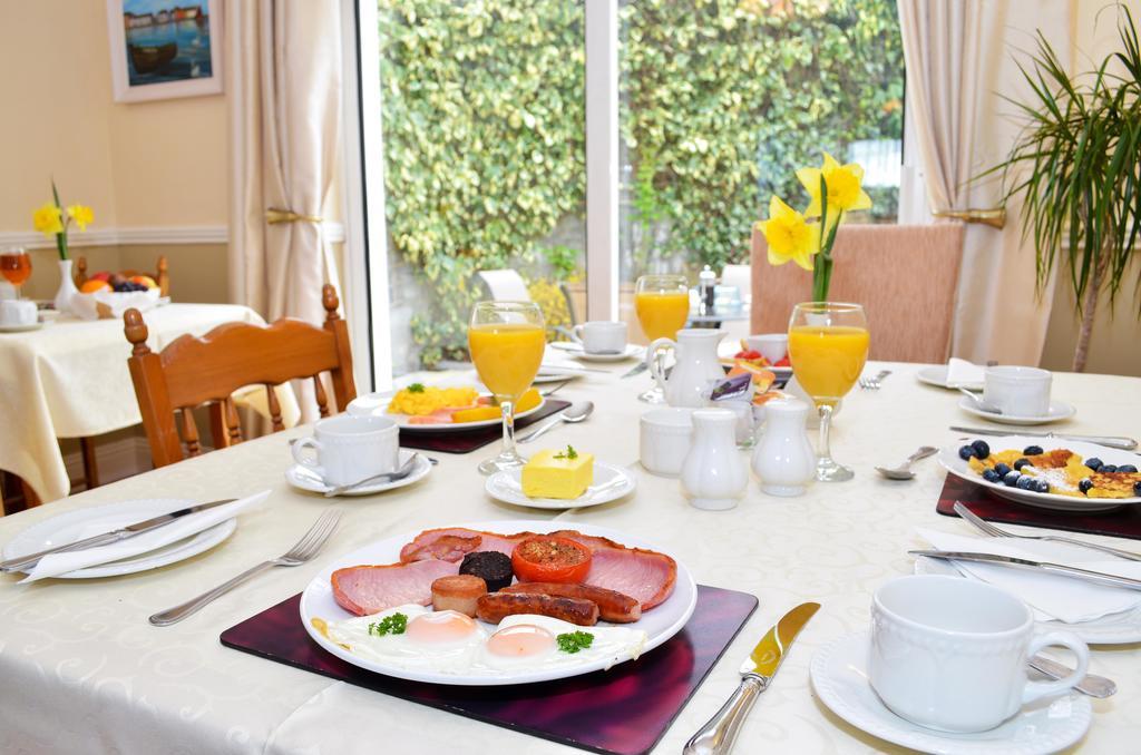 Salthill B&B Ocean Villa Galway Exterior foto