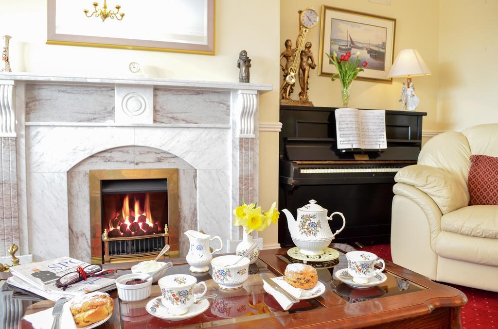 Salthill B&B Ocean Villa Galway Exterior foto